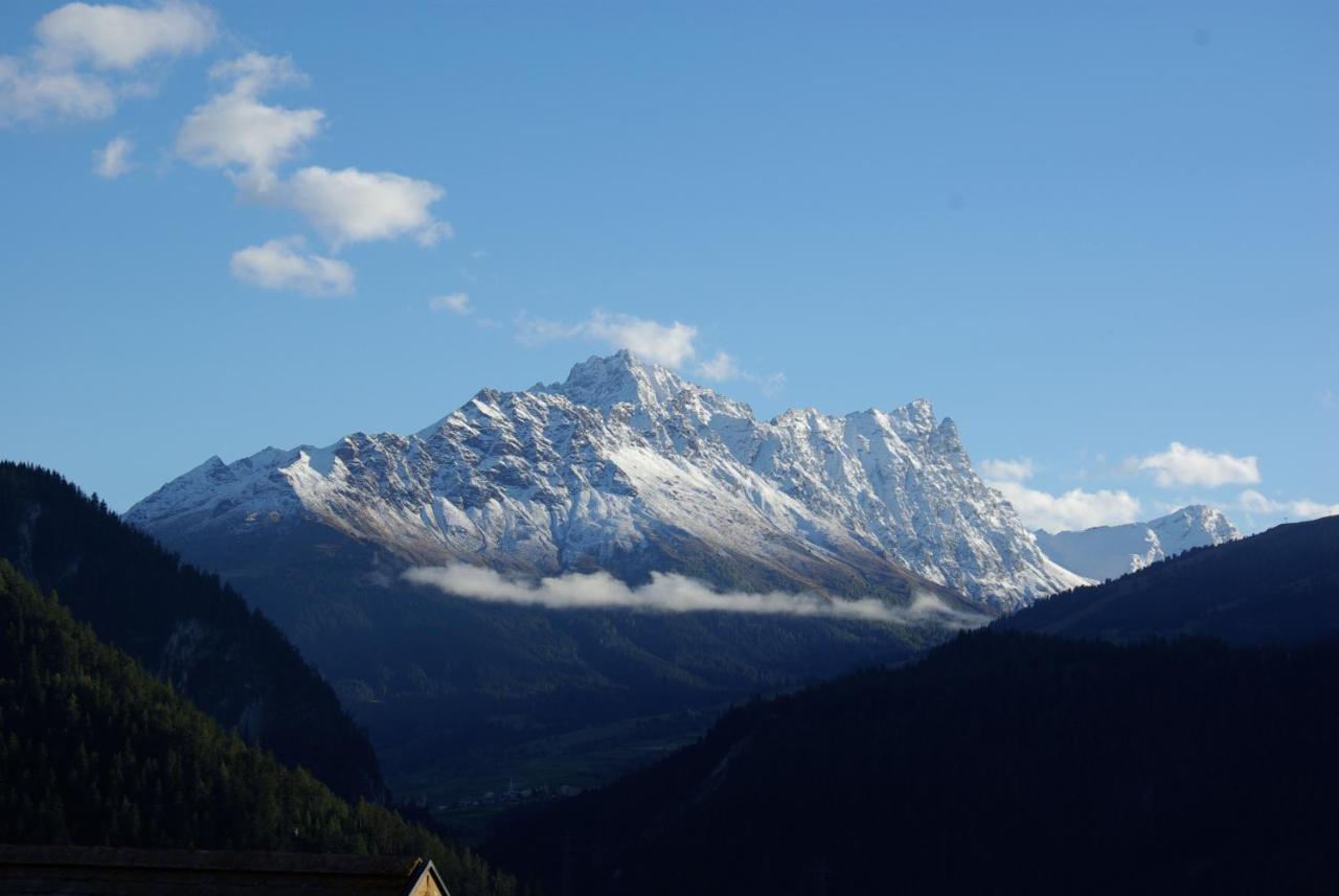 Haus Liaun 2 Apartment Brienz  Bagian luar foto